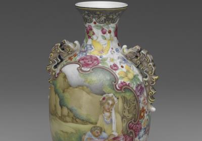 图片[3]-Vase with dragon-shaped handles with western figure on a polychrome ground in falangcai painted enamels, Qianlong reign (1736-1795), Qing dyansty-China Archive